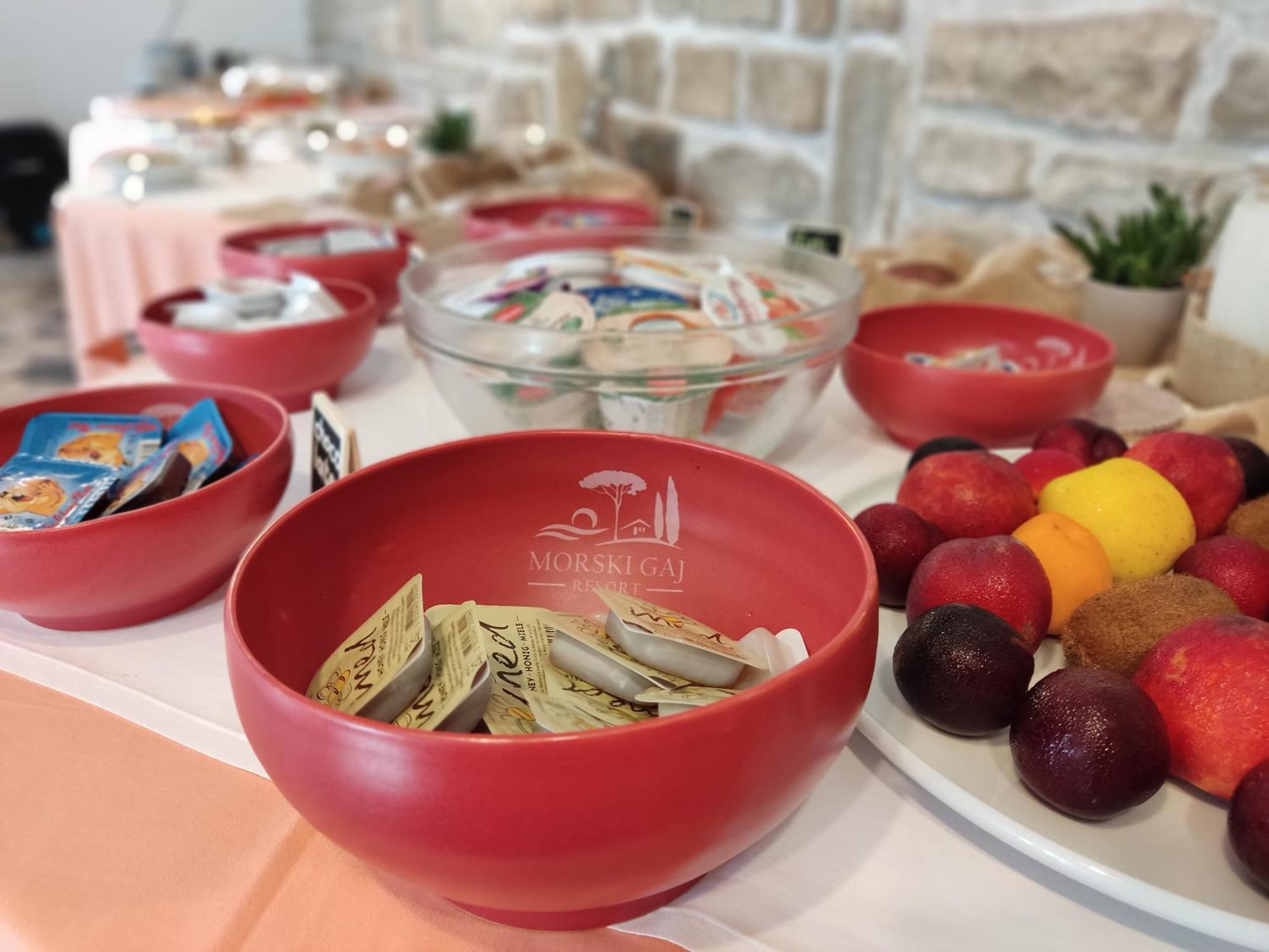 Morski Gaj Resort ピラン エクステリア 写真